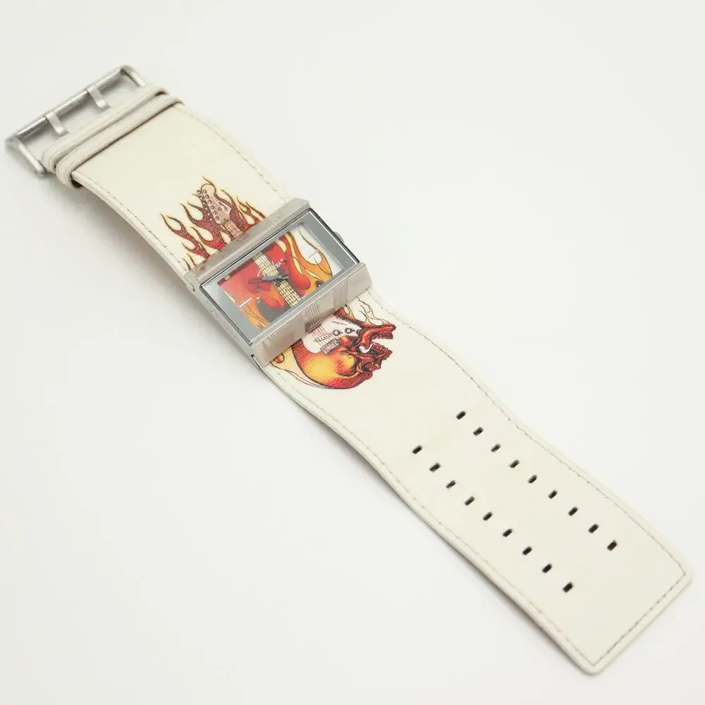 Fender Guitars Flames Skull White Leather 42mm Watch Y2K Rare w New Battery